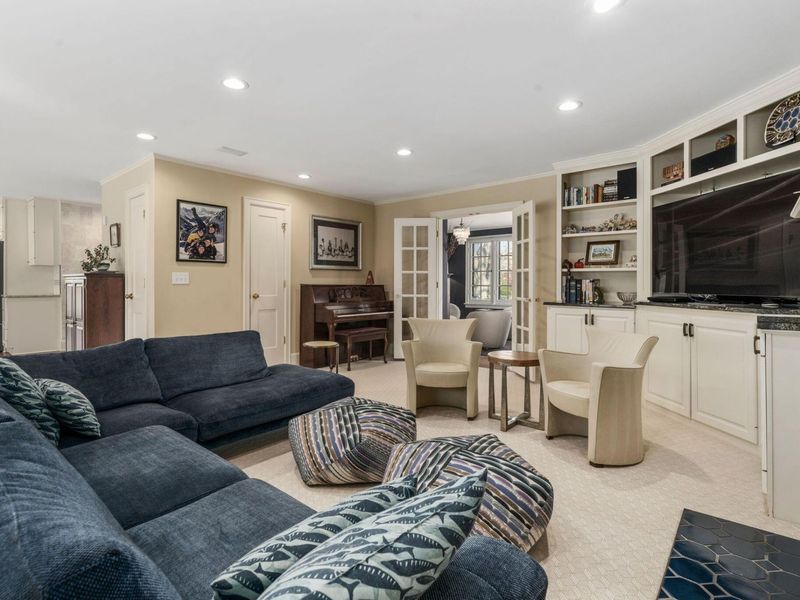 2533 Bryden Road, Columbus, OH 43209 Photo 9