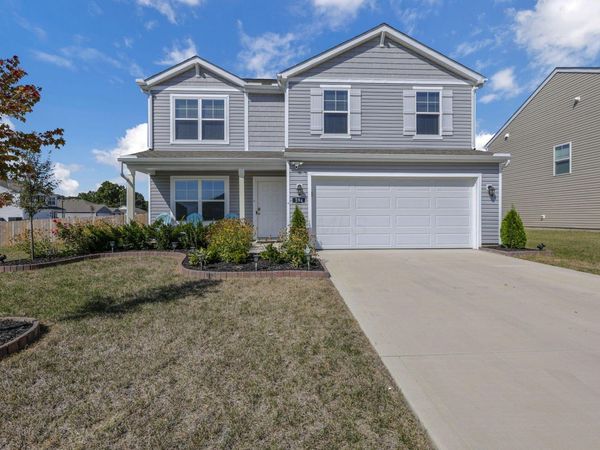 394 St James , Newark, OH 43055