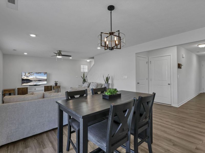 394 St James, Newark, OH 43055 Photo 9