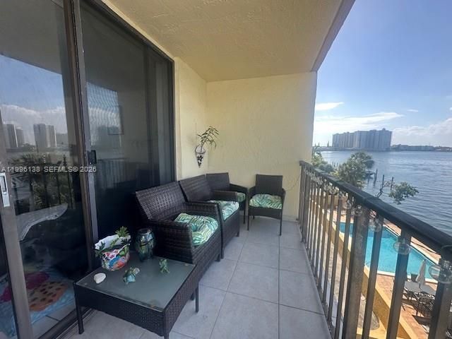 17878 N Bay Rd, Unit 307, Sunny Isles Beach, FL 33160 Photo
