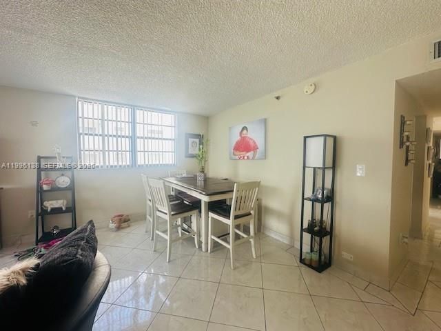 17878 N Bay Rd, Unit 307, Sunny Isles Beach, FL 33160 Photo