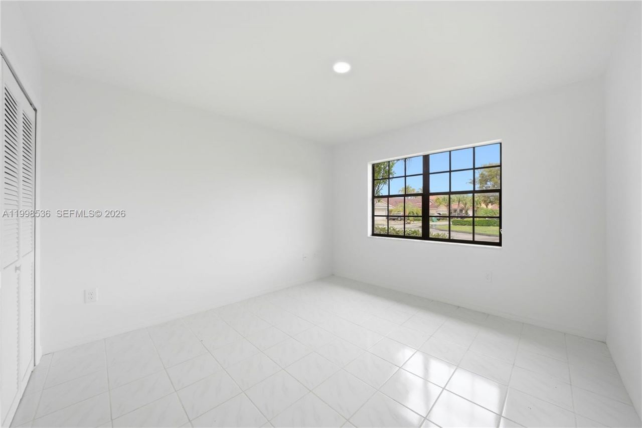 4540 SW 151st Pl, Miami, FL 33185 Photo