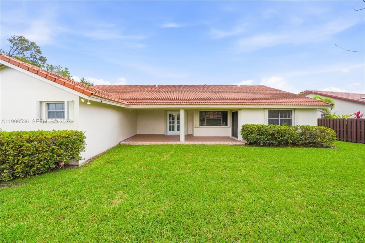 4540 SW 151st Pl, Miami, FL 33185 Photo