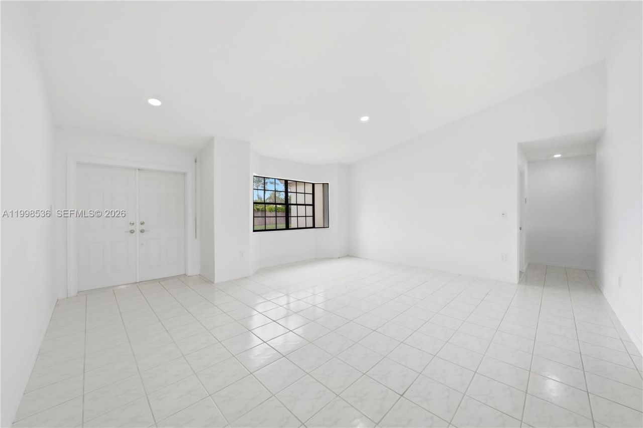 4540 SW 151st Pl, Miami, FL 33185 Photo