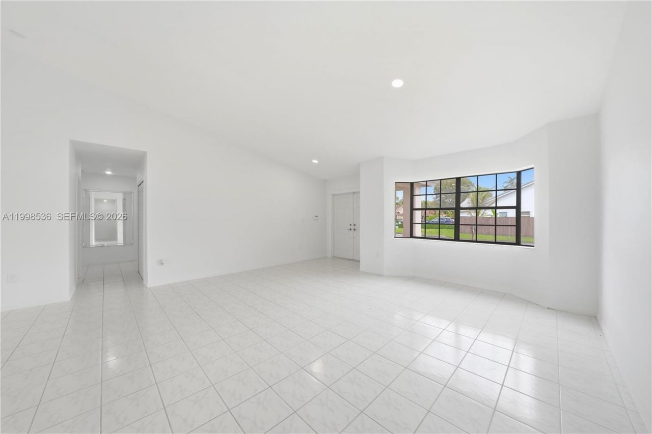 4540 SW 151st Pl, Miami, FL 33185 Photo