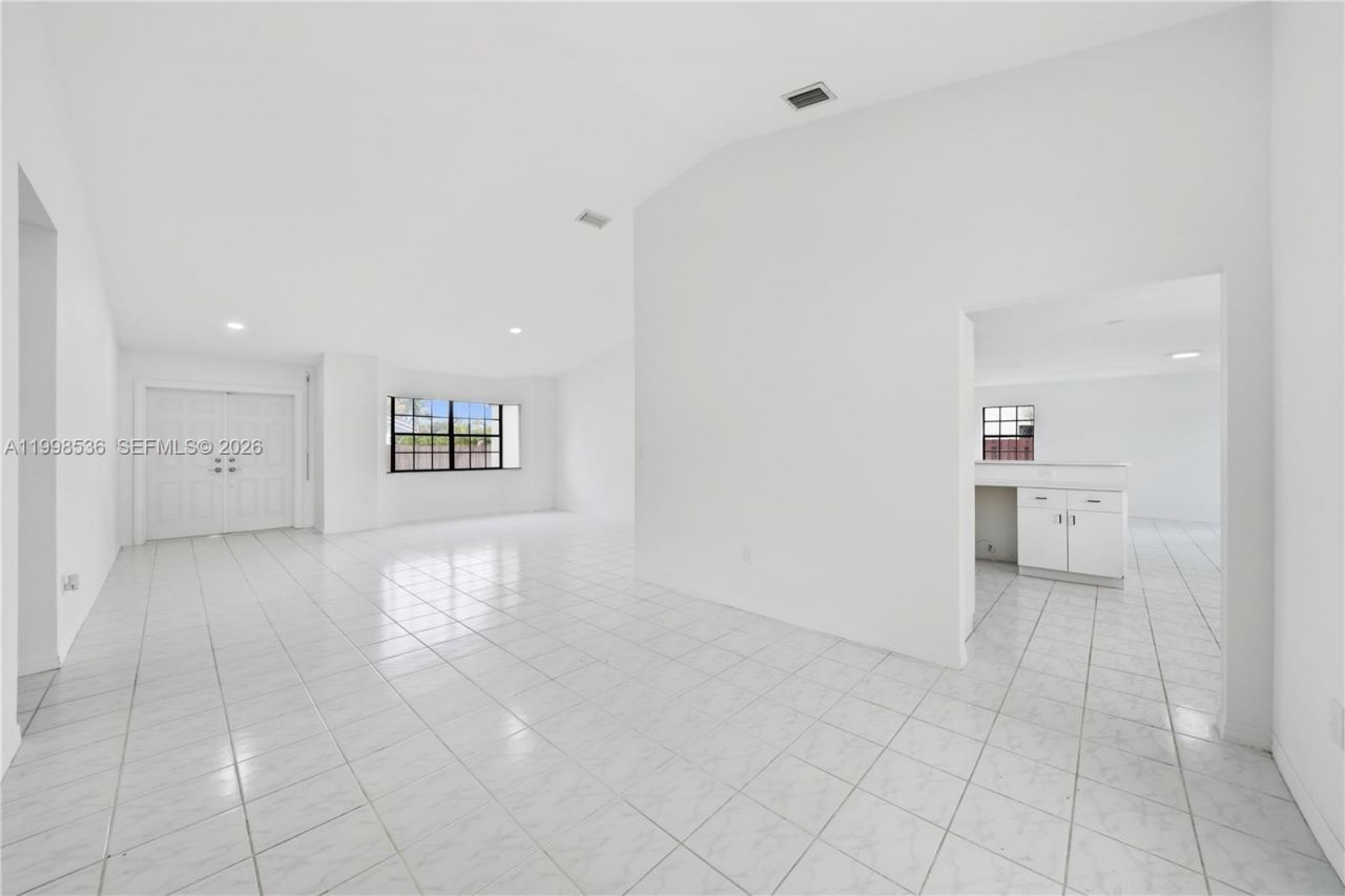 4540 SW 151st Pl, Miami, FL 33185 Photo