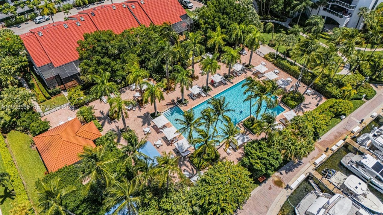 3598 Yacht Club Dr, Unit 601+DEN, Aventura, FL 33180 Photo