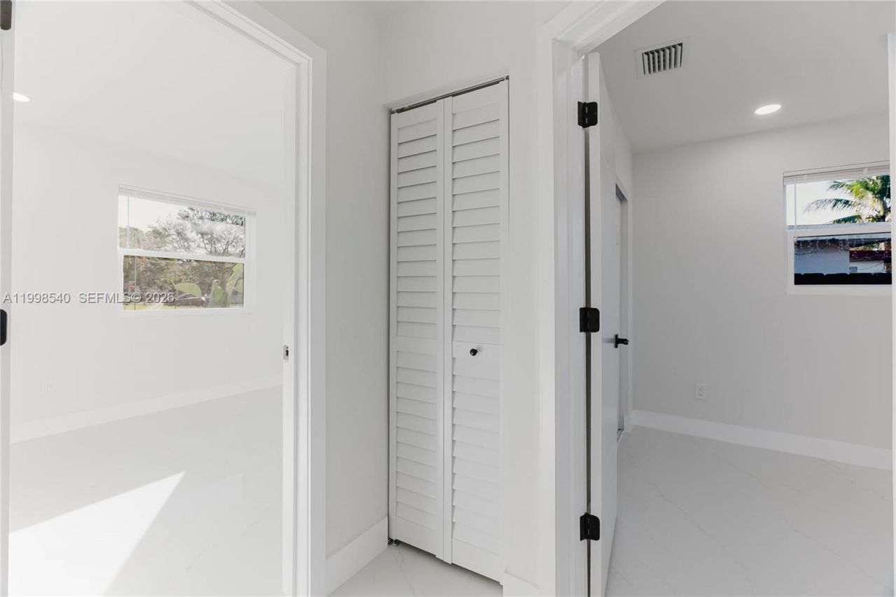 3110 SW 34th Ave, West Park, FL 33023 Photo