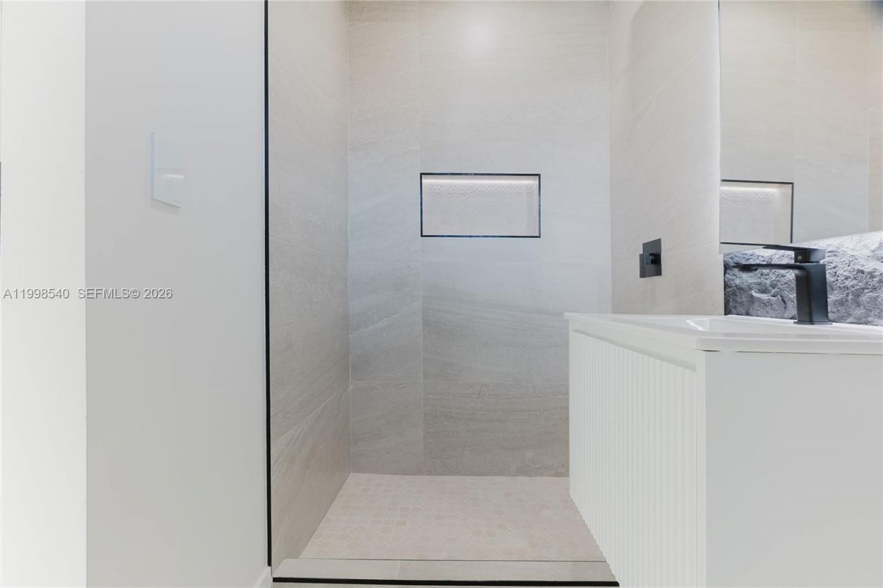 3110 SW 34th Ave, West Park, FL 33023 Photo