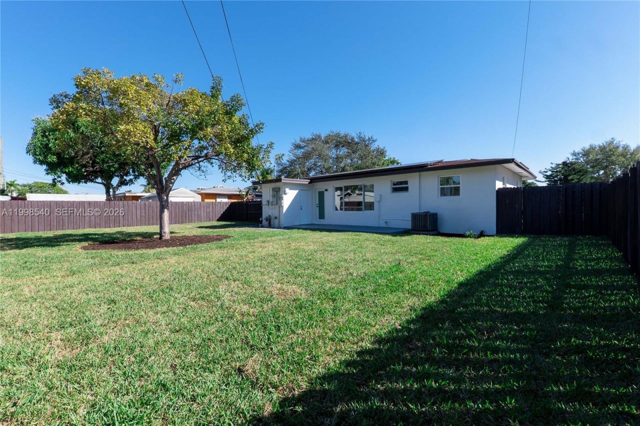 3110 SW 34th Ave, West Park, FL 33023 Photo