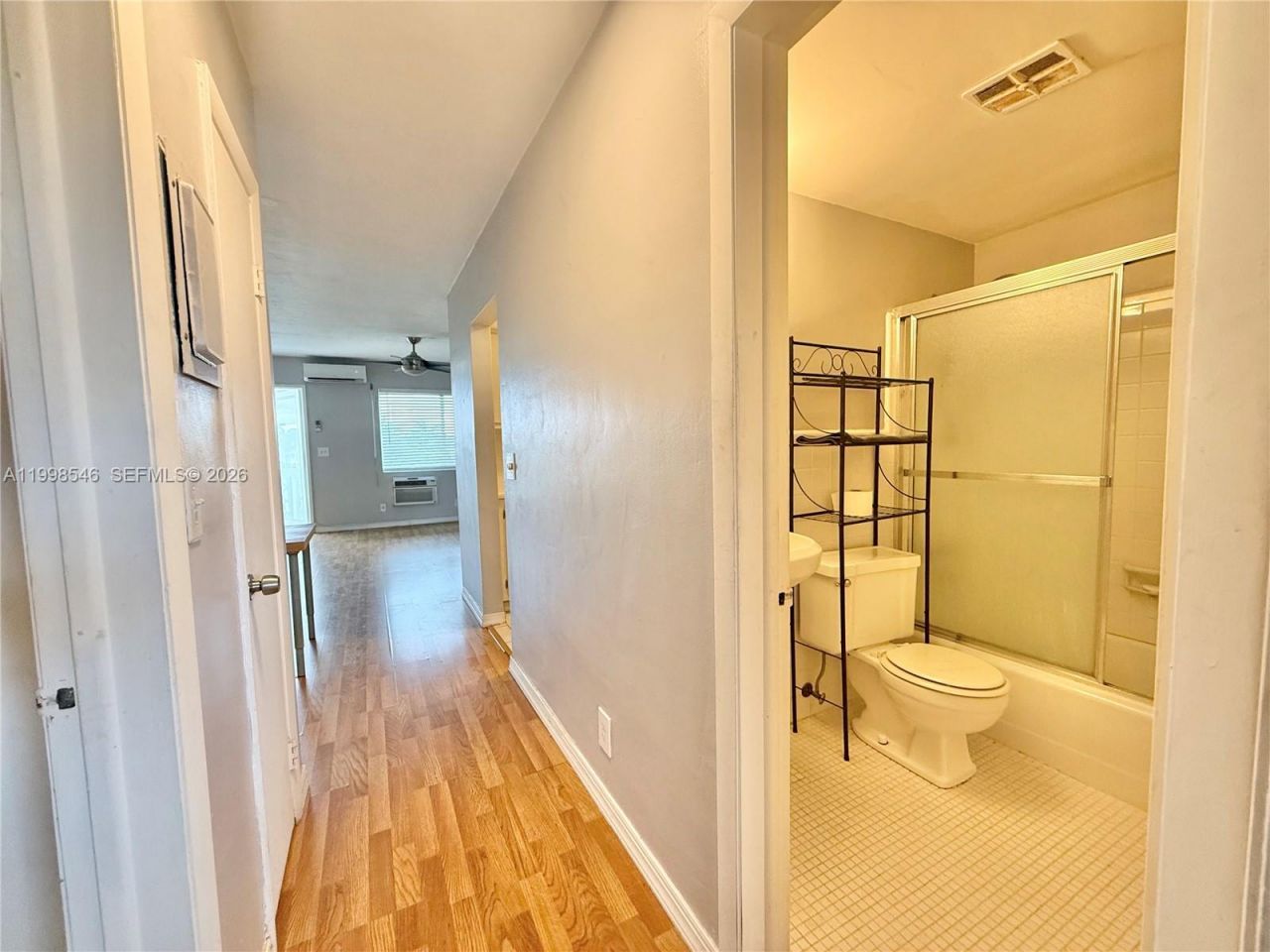 455 Golden Isles Dr , Unit 309, Hallandale Beach, FL 33009 Photo