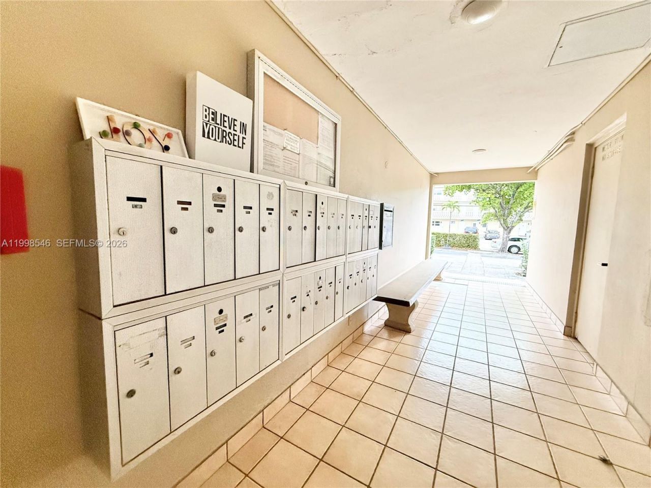 455 Golden Isles Dr , Unit 309, Hallandale Beach, FL 33009 Photo