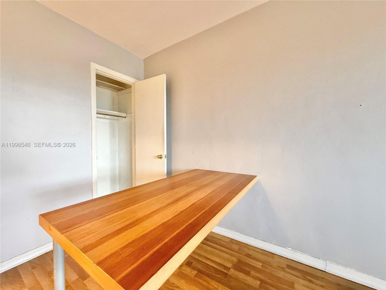 455 Golden Isles Dr , Unit 309, Hallandale Beach, FL 33009 Photo