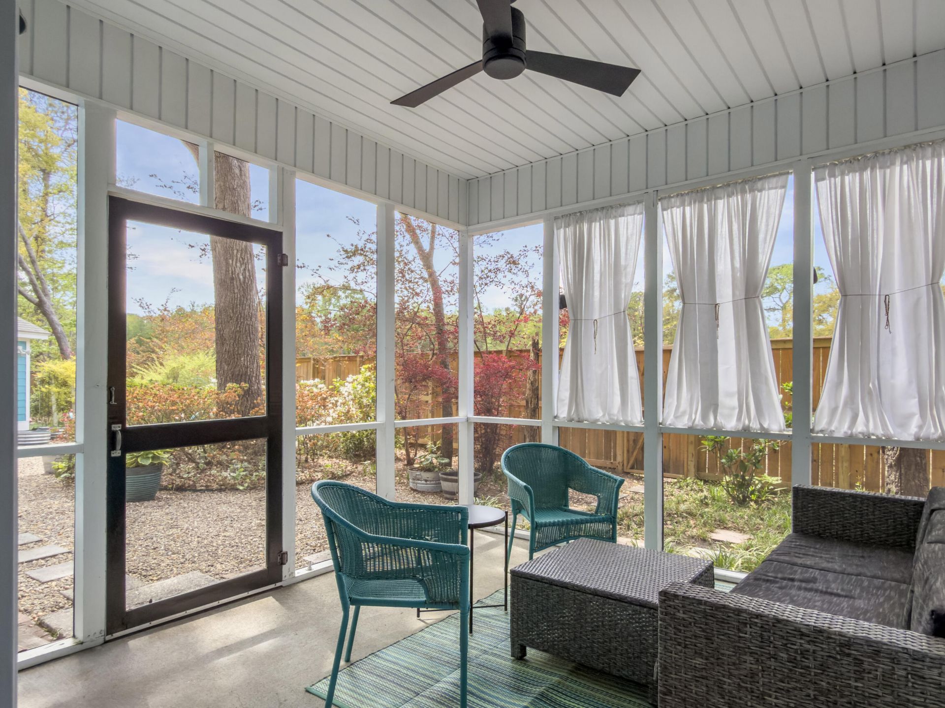 3005 Split Hickory Court Photo 24