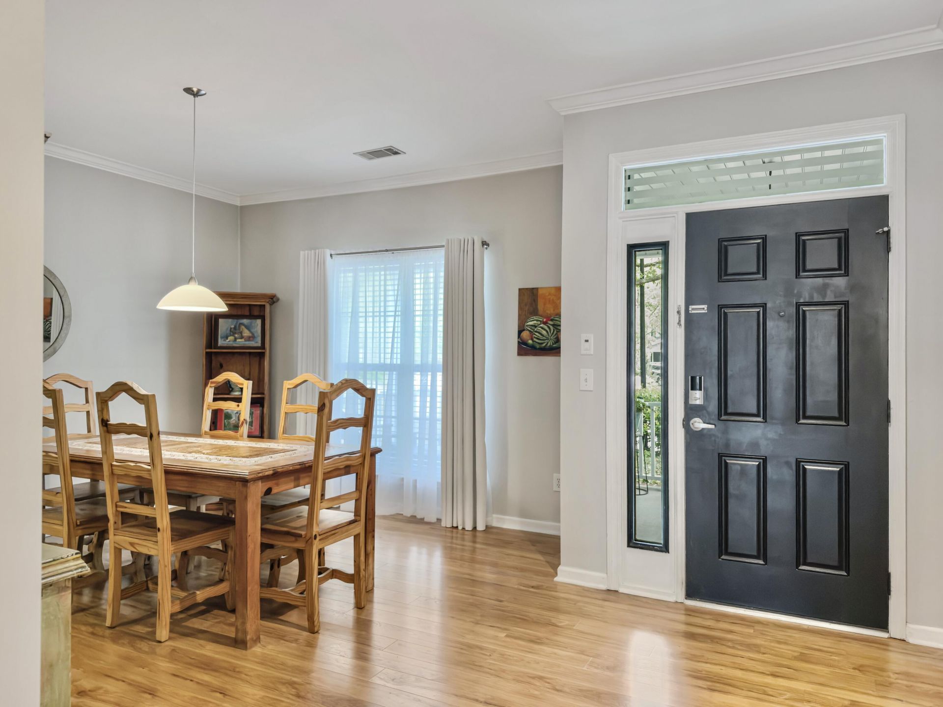 3005 Split Hickory Court Photo 3