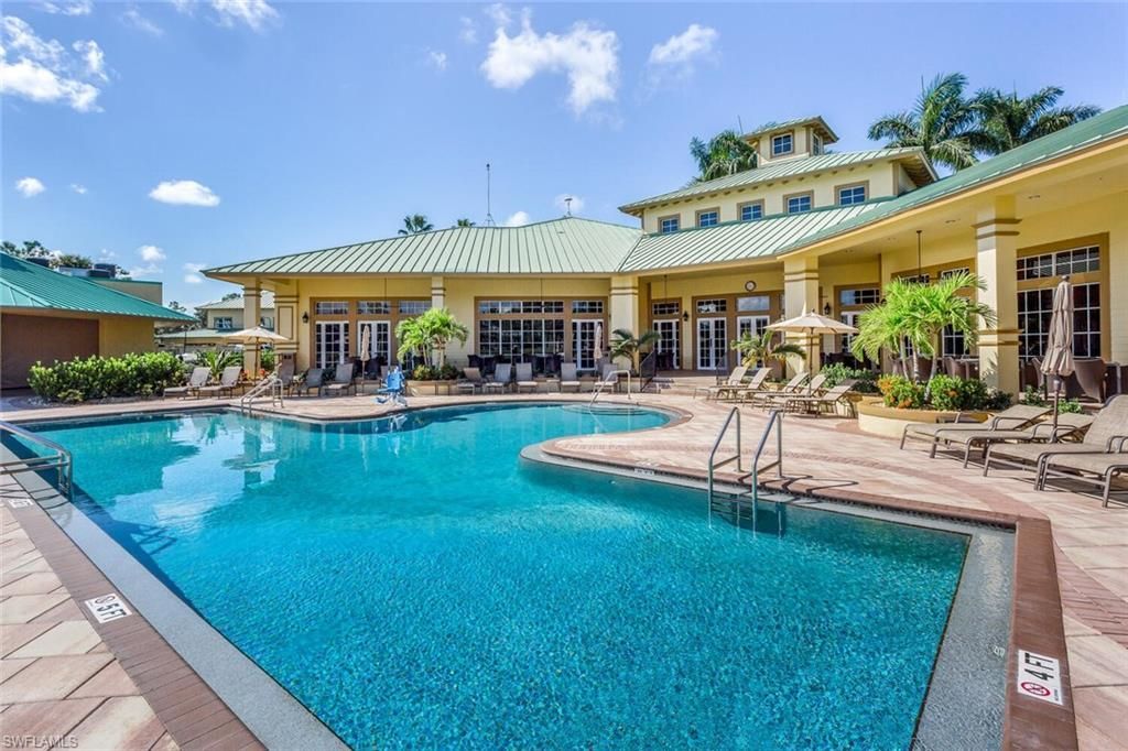 3980 Bishopwood Ct E, Unit 204, Naples, FL 34114 Photo