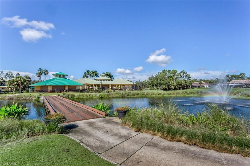 3980 Bishopwood Ct E, Unit 204, Naples, FL 34114 Photo