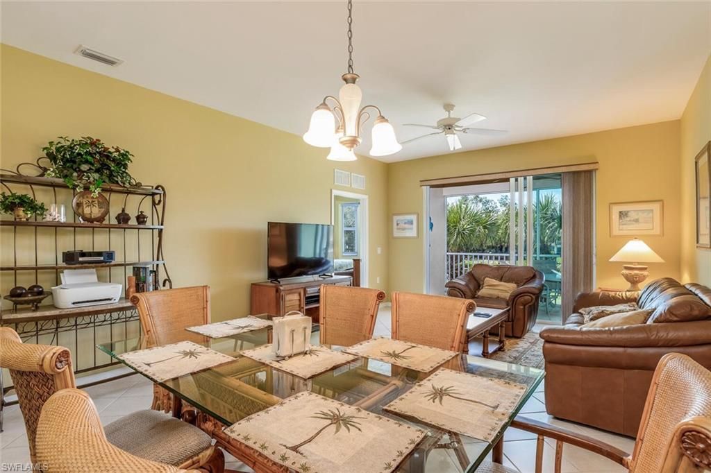 3980 Bishopwood Ct E, Unit 204, Naples, FL 34114 Photo