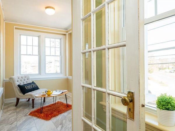 434 Essex Street, Unit 2R, Salem, MA 01970