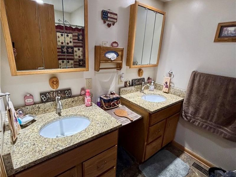 7231 Bluebird Road NW, East Canton, OH 44730 Photo 21