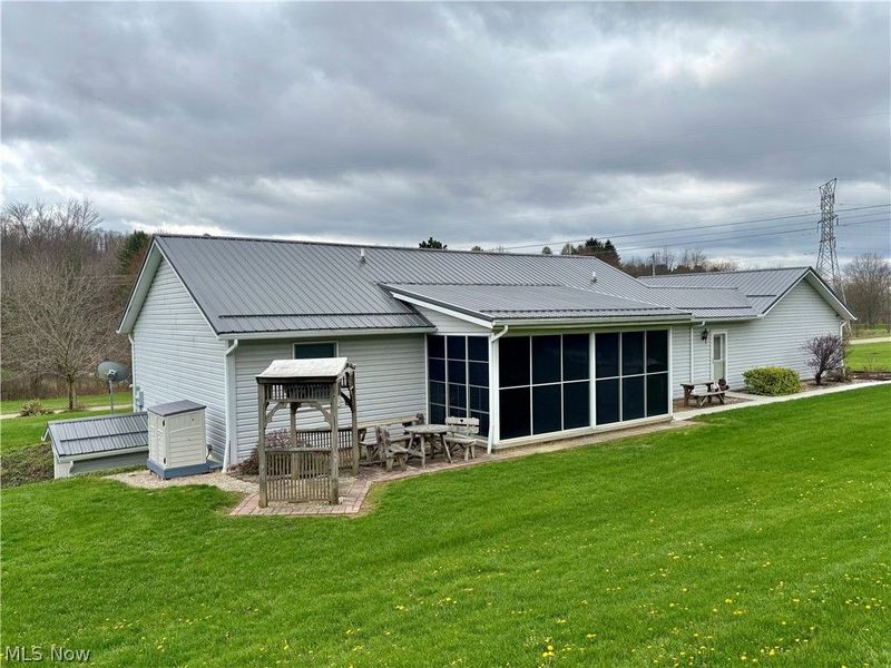 7231 Bluebird Road NW, East Canton, OH 44730 Photo 5