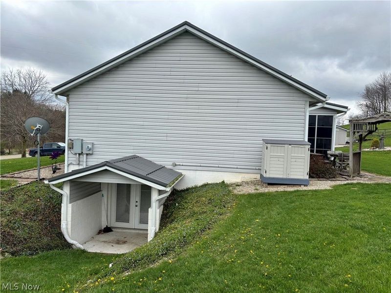 7231 Bluebird Road NW, East Canton, OH 44730 Photo 6