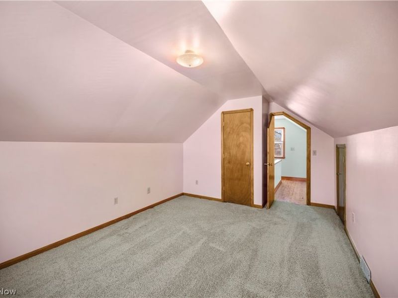 4912 Behrwald Avenue, Cleveland, OH 44144 Photo 18