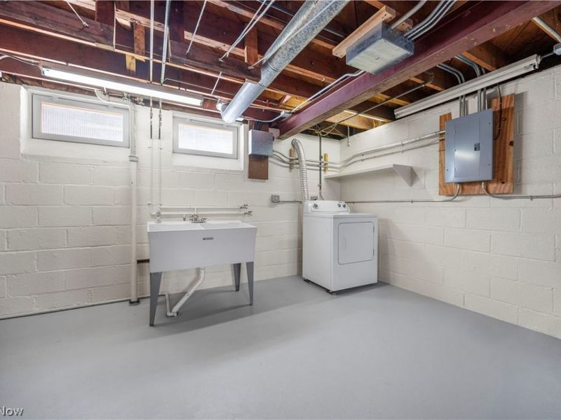 4912 Behrwald Avenue, Cleveland, OH 44144 Photo 23