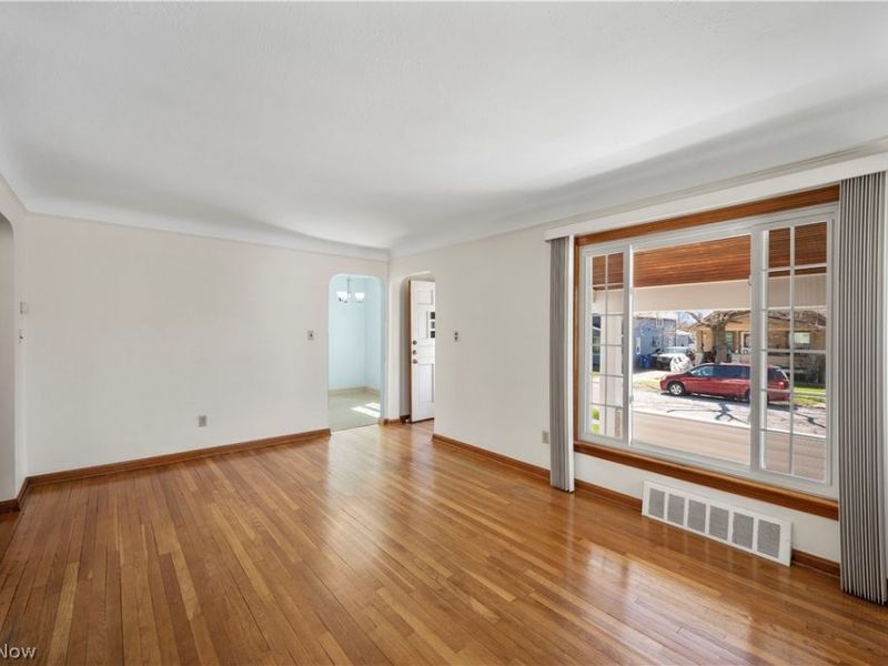 4912 Behrwald Avenue, Cleveland, OH 44144 Photo 4