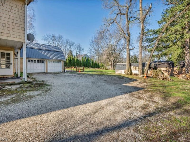 2526 River Road, Willoughby Hills, OH 44094 Photo 29