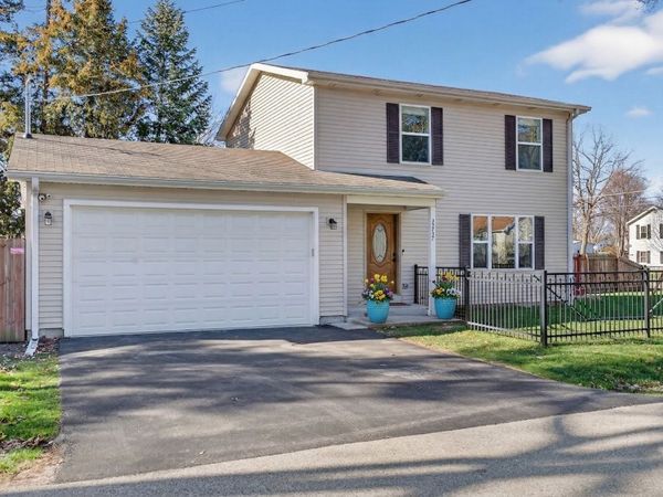 35737 N Hunt Avenue , Ingleside, IL 60041