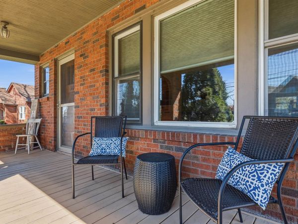 1405 University Avenue, Dubuque, IA 52001