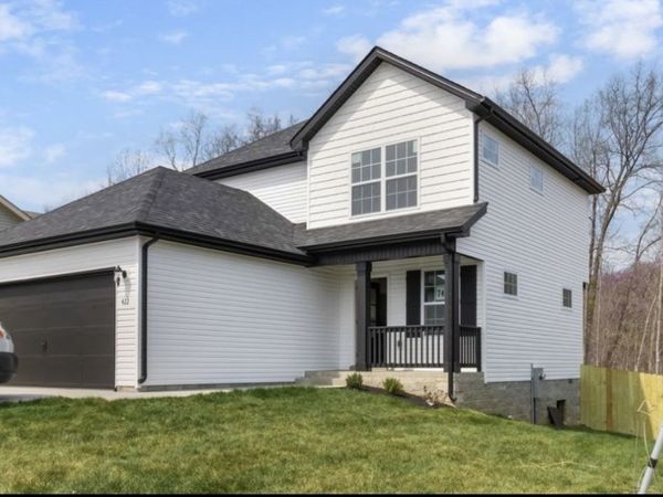 422 Mattingly Dr, Clarksville, TN 37042
