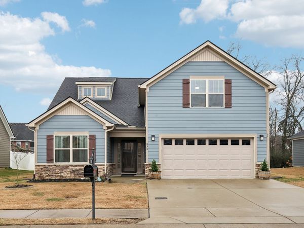 555 High Echelon Cir , Smyrna, TN 37167