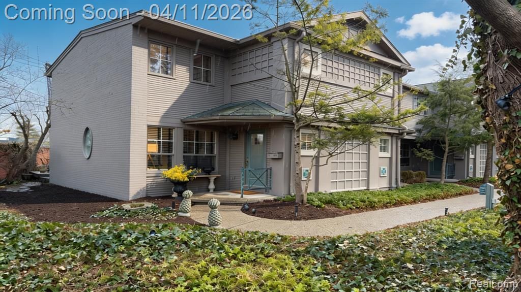 1077 N Old Woodward Avenue, Birmingham, MI 48009 Main Photo