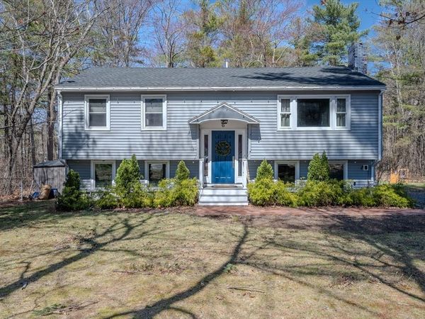 6 Third St, Tewksbury, MA 01876