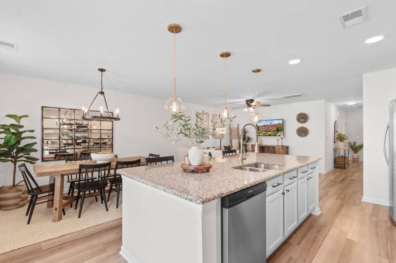 1149 Fairway Ln. Photo 11