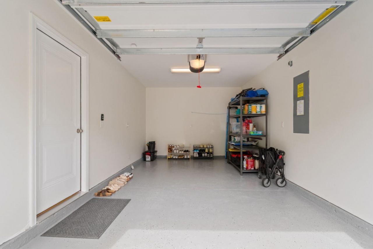 1149 Fairway Ln. Photo 14