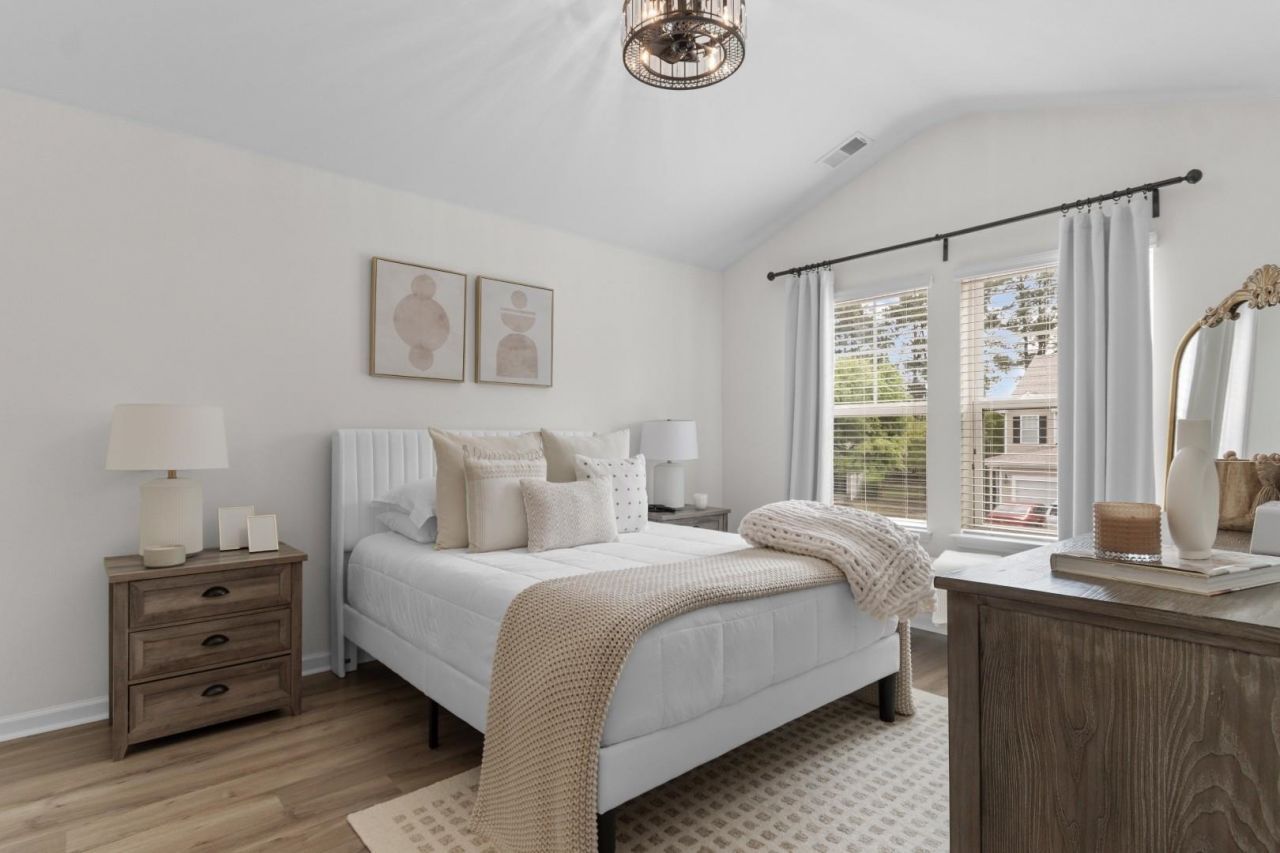 1149 Fairway Ln. Photo 15