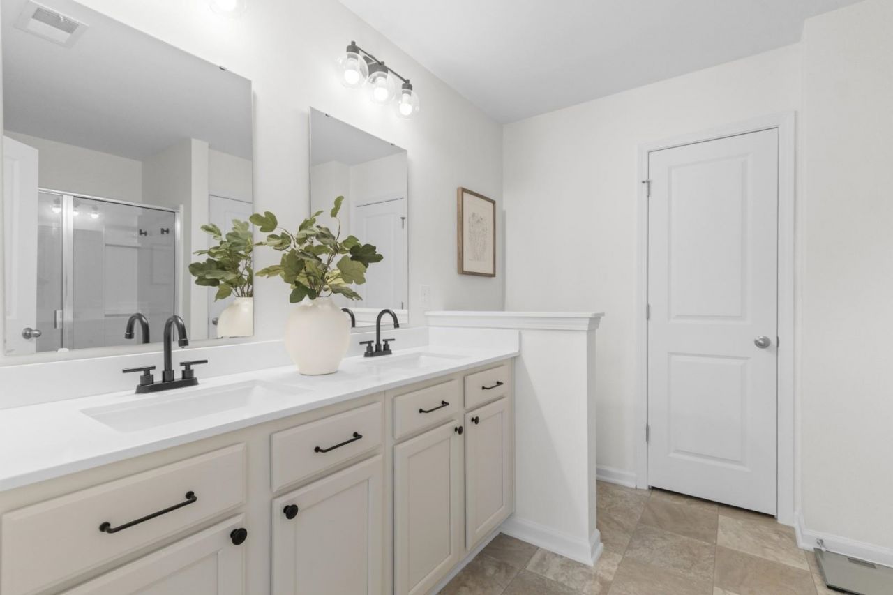 1149 Fairway Ln. Photo 17