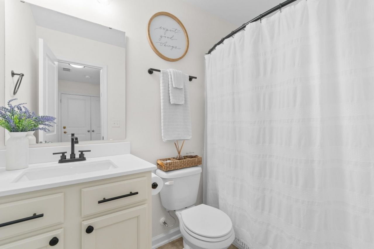 1149 Fairway Ln. Photo 24