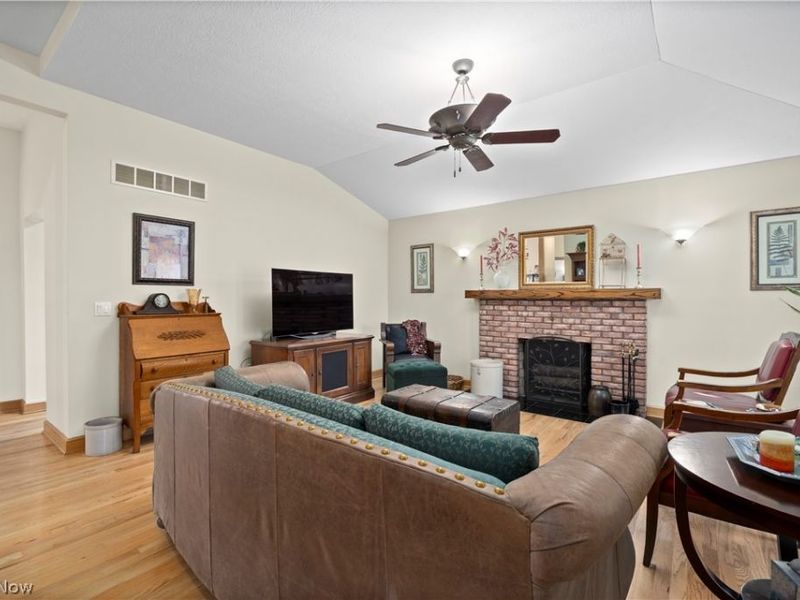 12488 Baumhart Road, Amherst, OH 44001 Photo 15