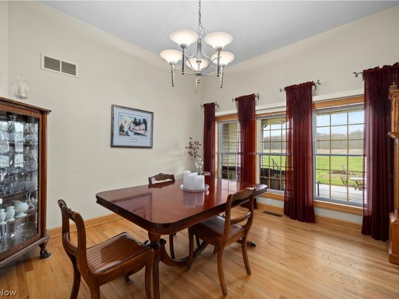 12488 Baumhart Road, Amherst, OH 44001 Photo 17