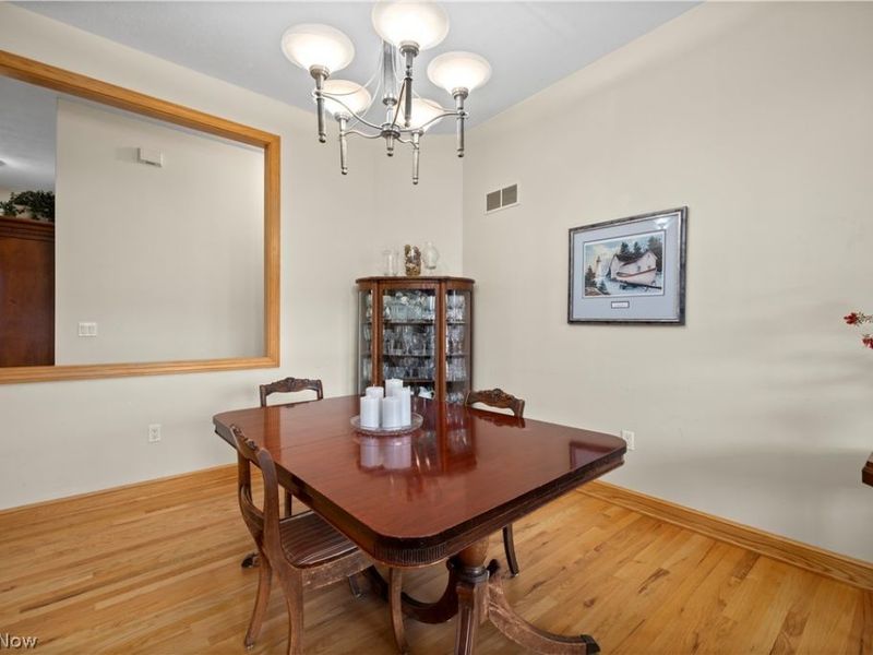 12488 Baumhart Road, Amherst, OH 44001 Photo 18