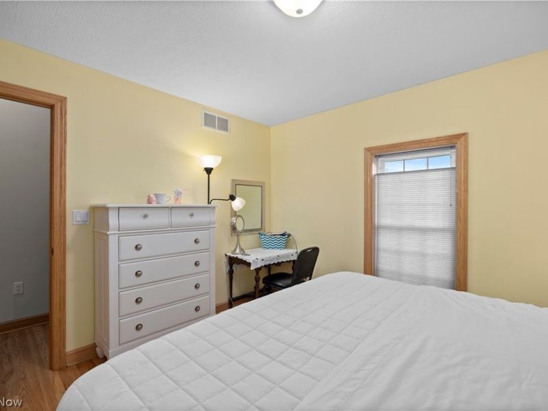 12488 Baumhart Road, Amherst, OH 44001 Photo 27