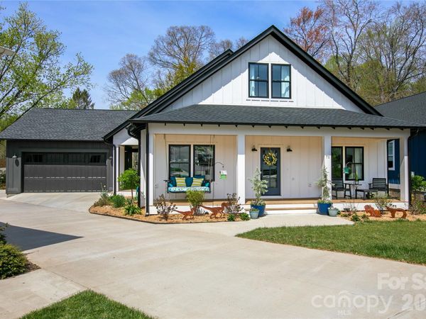 71 Hidden Pond Lane , Brevard, NC 28712