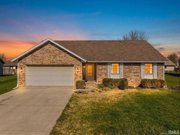 1901 N Oriole Drive, Muncie, IN 47304