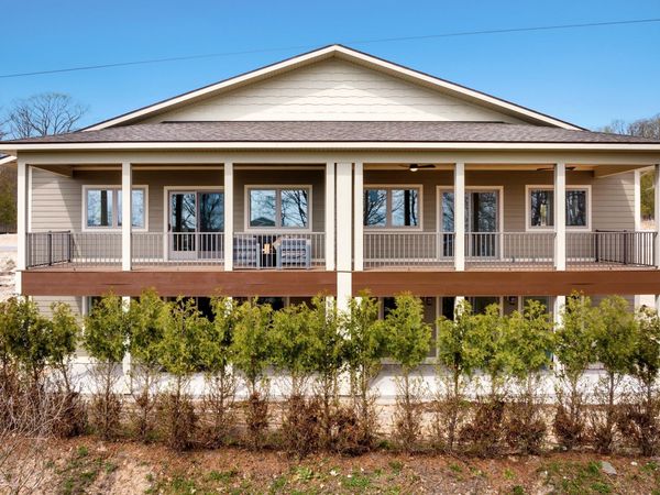 760 Waypoint Circle, Suttons Bay, MI 49682