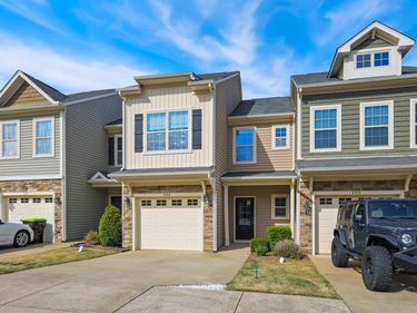 202 Beaconwood Lane, Holly Springs, NC 27540