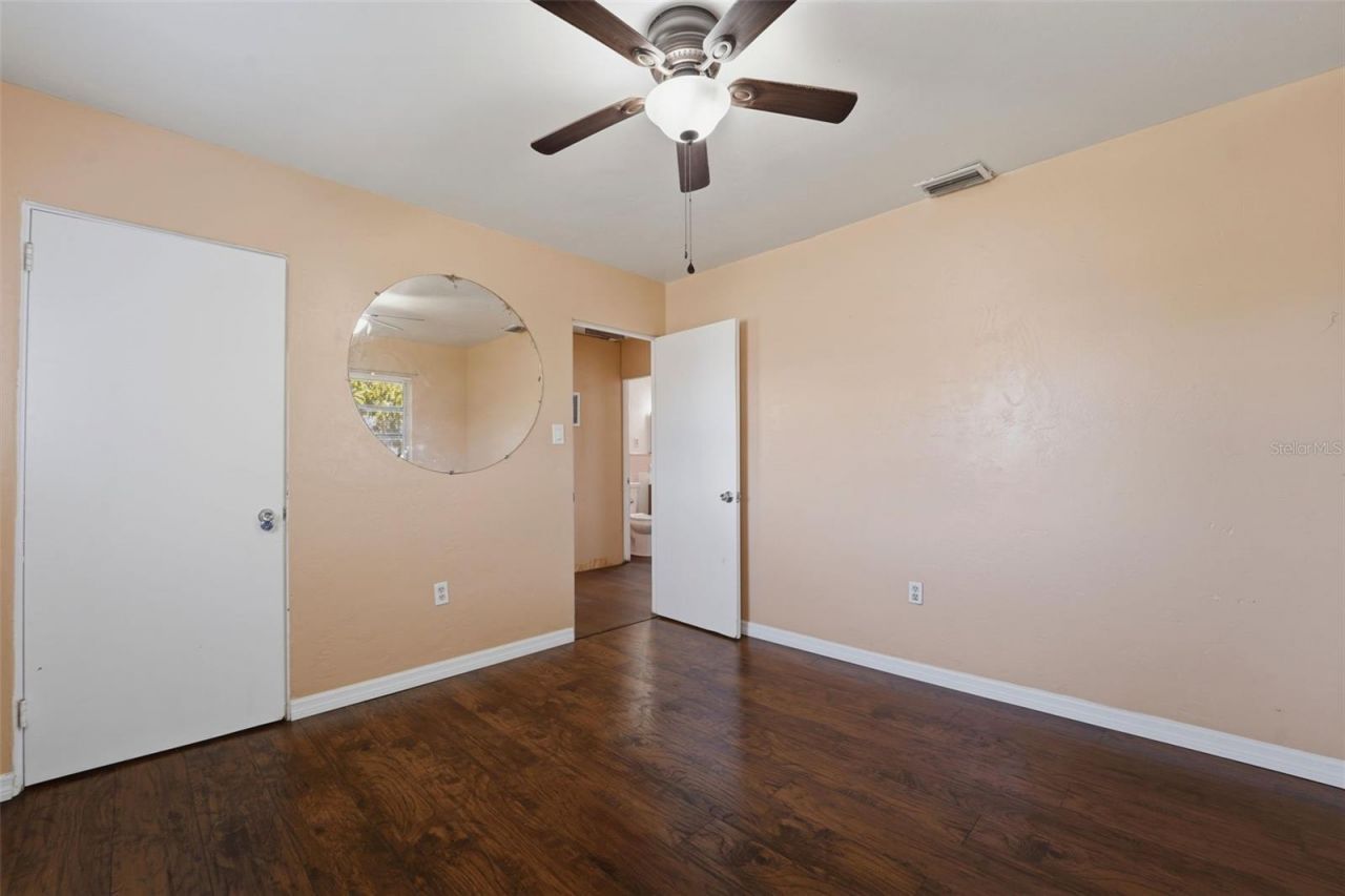 3235 Emerson Avenue S, Saint Petersburg, FL 33712 Photo
